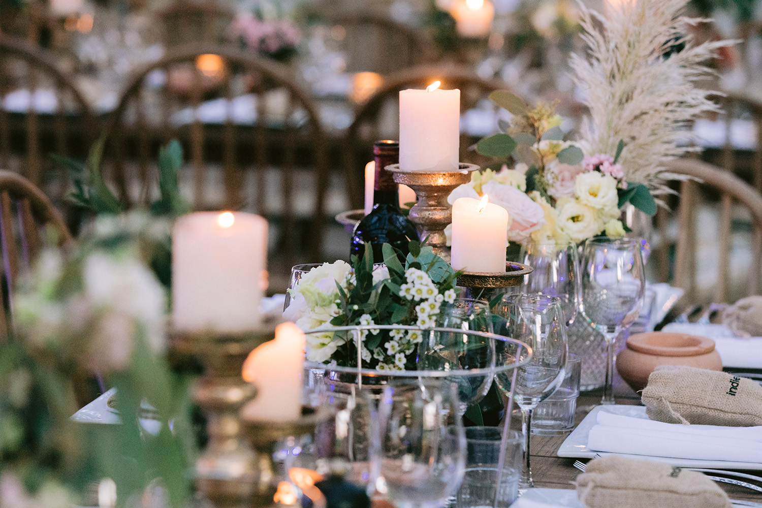 bougies-fleurs-decoration-mariage-feuillage