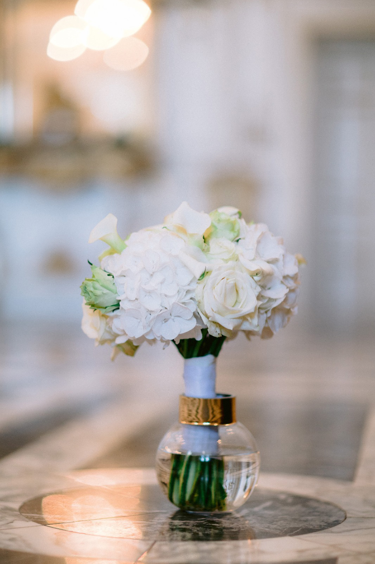 decoration-mariage-fleurs-bouquet-blanc