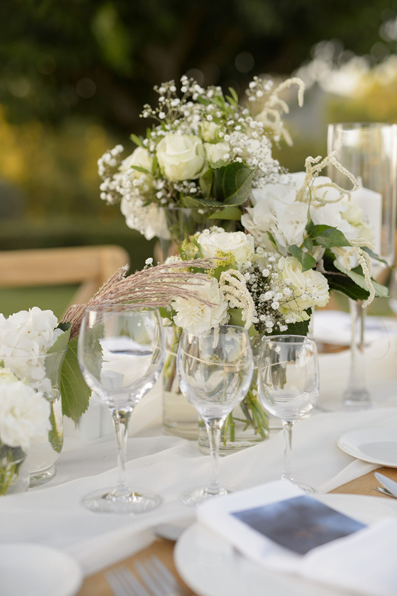 table-art-menu-wedding-flowers