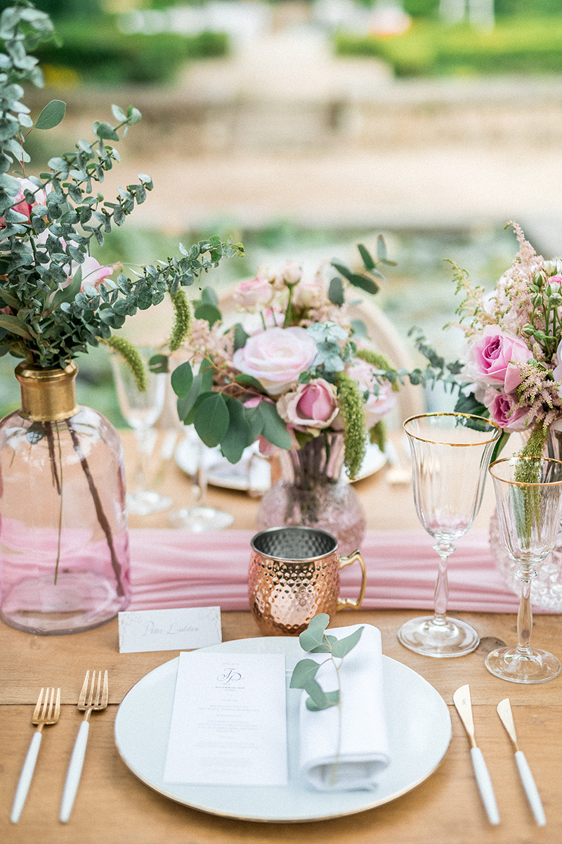 table-art-pink-menu-wedding-villa-rothschild-Saint-Jean-Cap-Ferrat