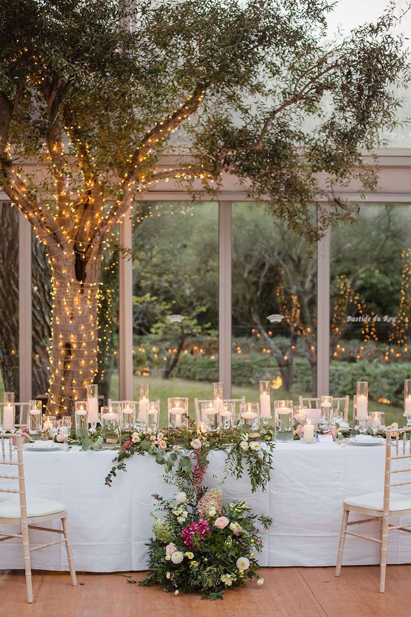 table-mariage-composition-fleurs-bougies