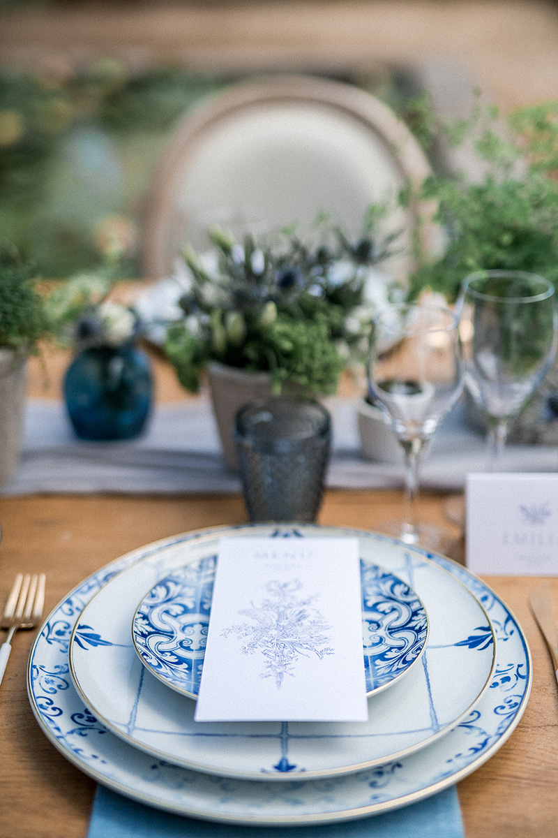 wedding-tableware-blue-plants-diner-menu
